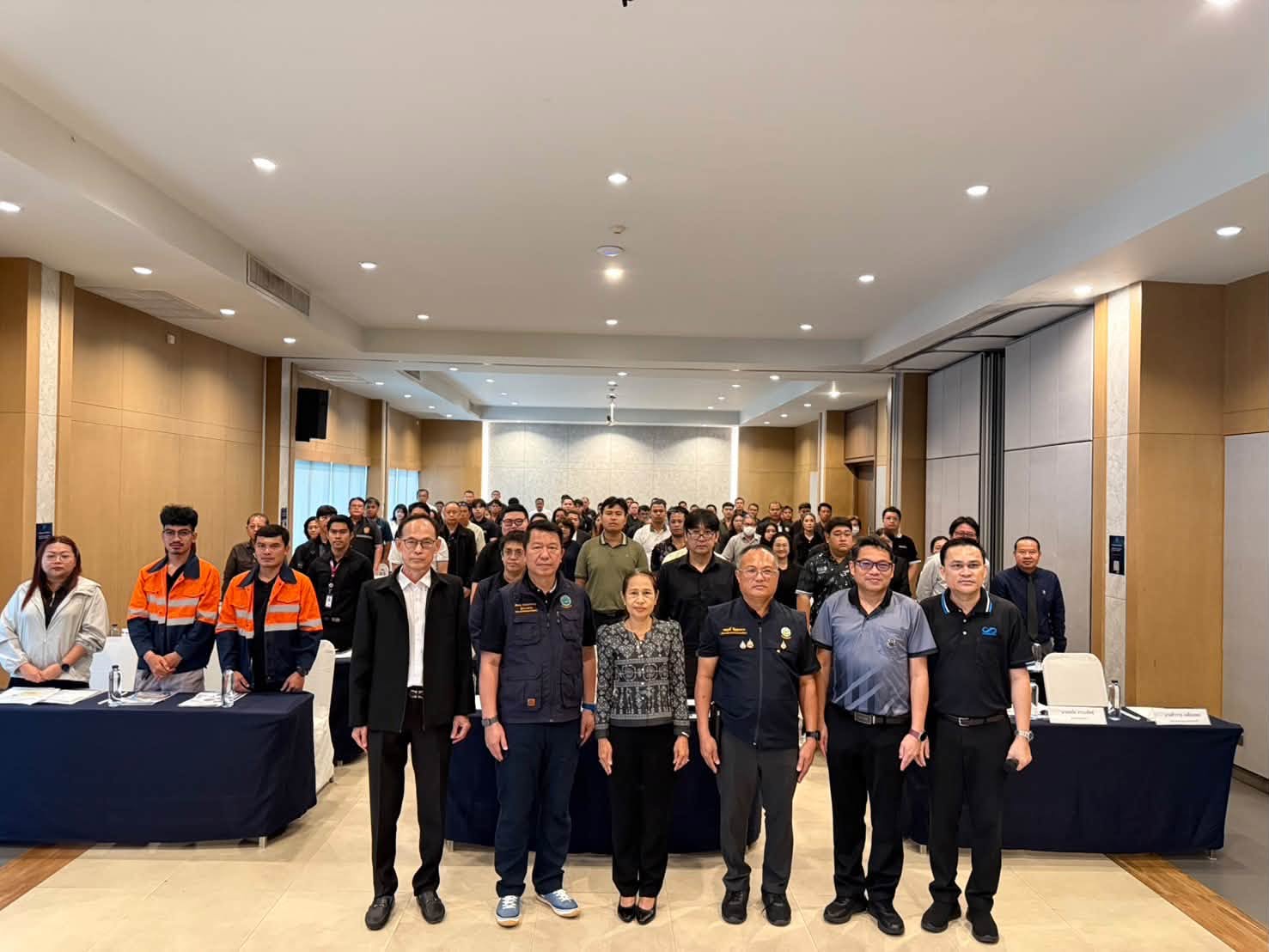 title - ส.ป.ก.อ่างทอง เข้าร่วมการประชุมปฐมนิเทศโครงการ งานจ้างสำรวจ ออกแบบ ปรับปรุงโครงการส่งน้ำและบำรุงรักษาผักไห่ จังหวัดพระนครศรีอยุธยา